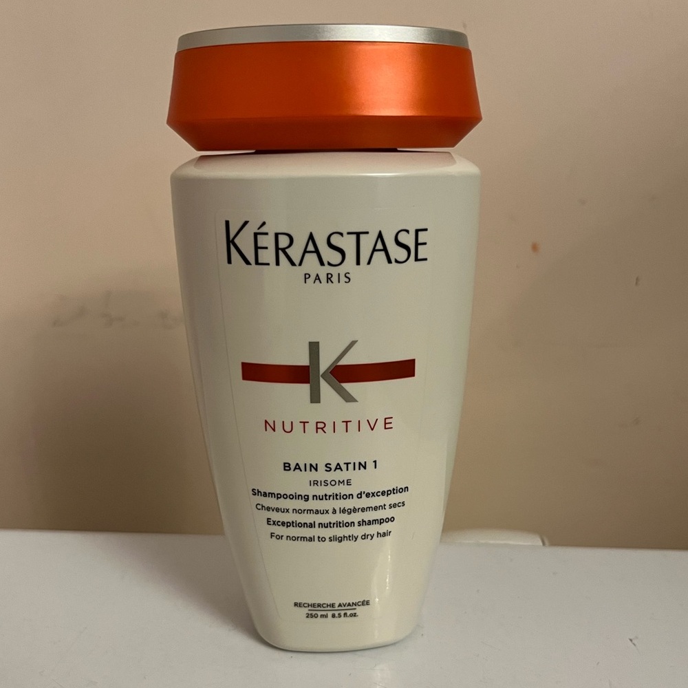Kerastase Nutritive Bain Satin 1 Shampoo 8.5 oz  - White and Orange